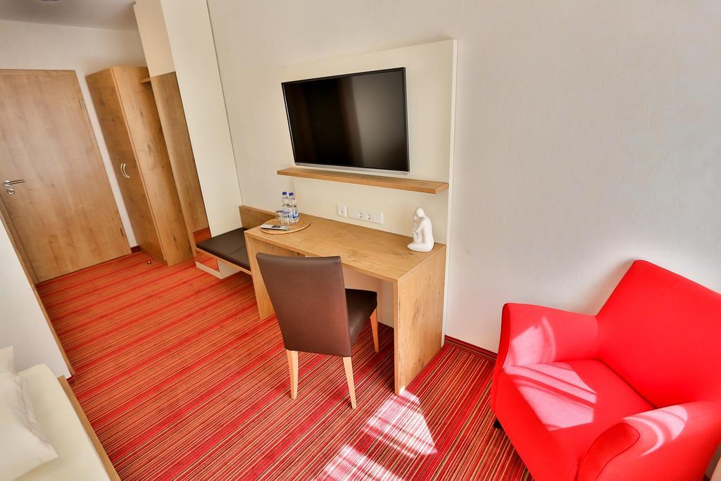 Hotel Ochsen Ammerbuch Chambre photo