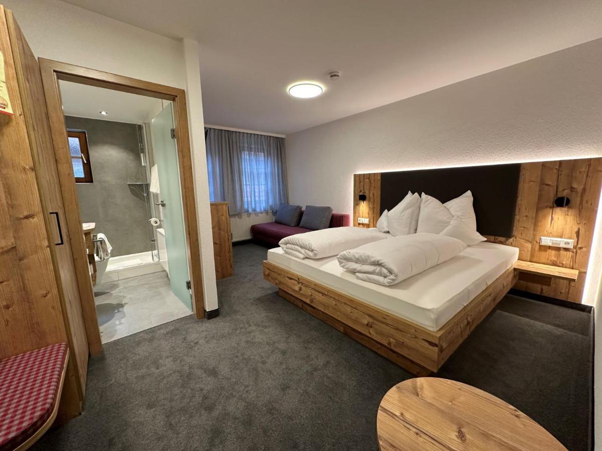 Hotel Ochsen Ammerbuch Extérieur photo