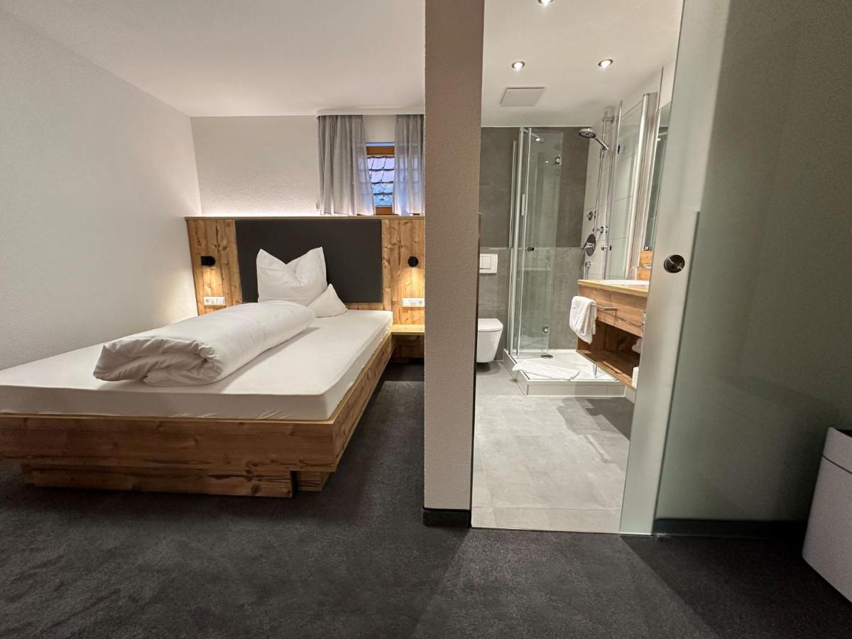 Hotel Ochsen Ammerbuch Extérieur photo