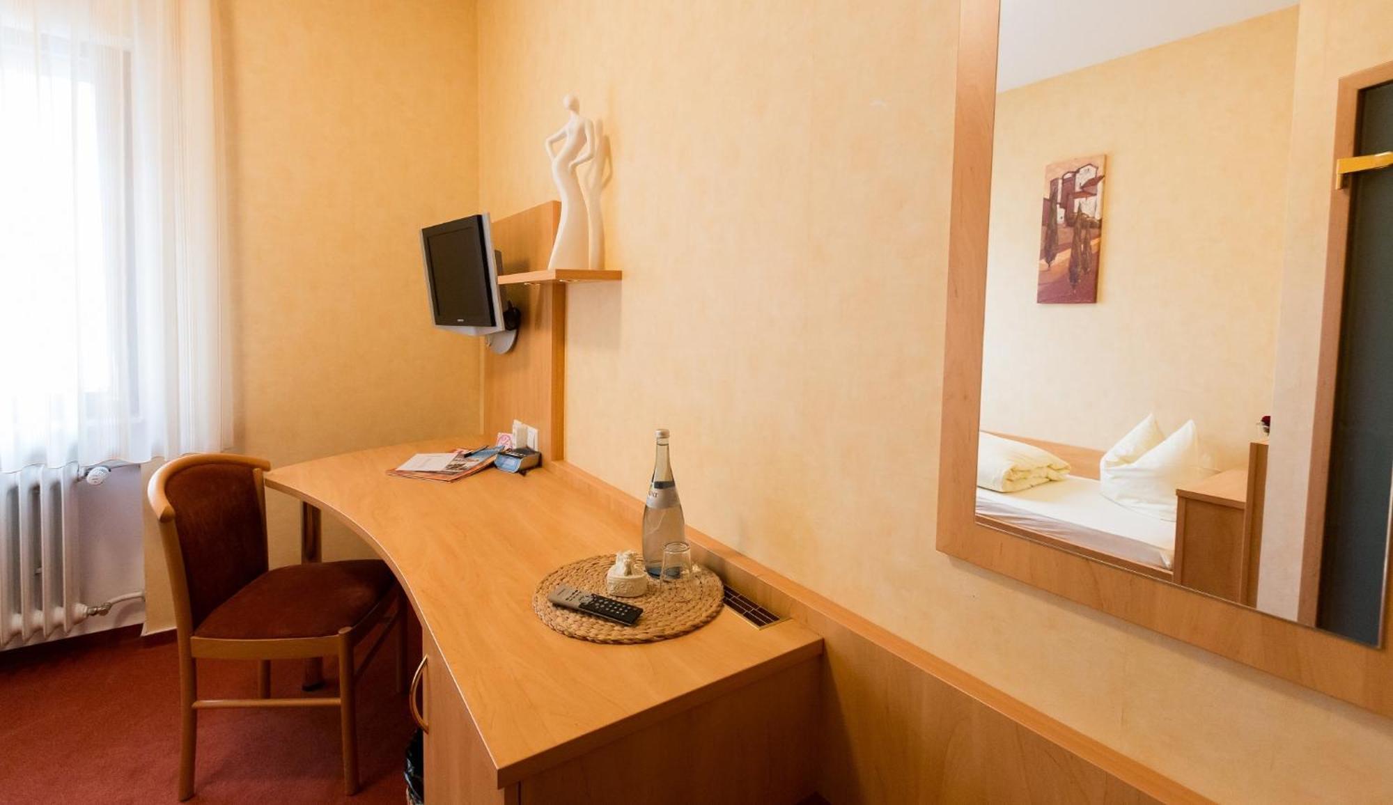 Hotel Ochsen Ammerbuch Chambre photo
